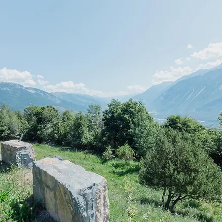 Magnifique Mitoyen Avec Vue Sur Les Montagnes * קראנס-מונטנה