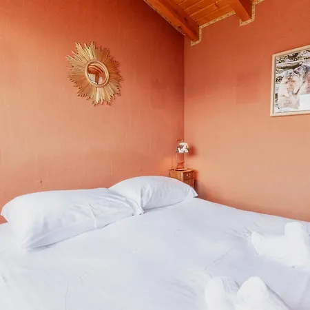 Magnifique Mitoyen Avec Vue Sur Les Montagnes קראנס-מונטנה