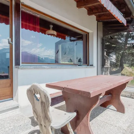 Magnifique Mitoyen Avec Vue Sur Les Montagnes דירה *